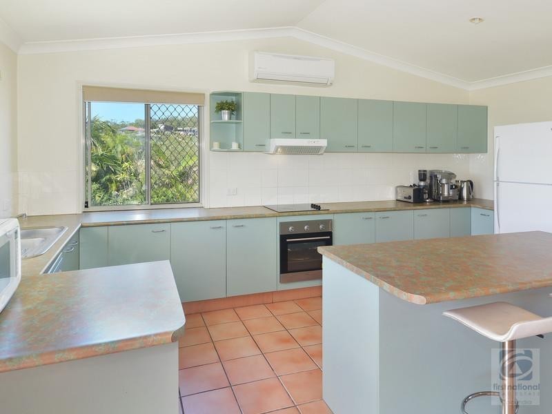 19 Berkley Place, Little Mountain QLD 4551
