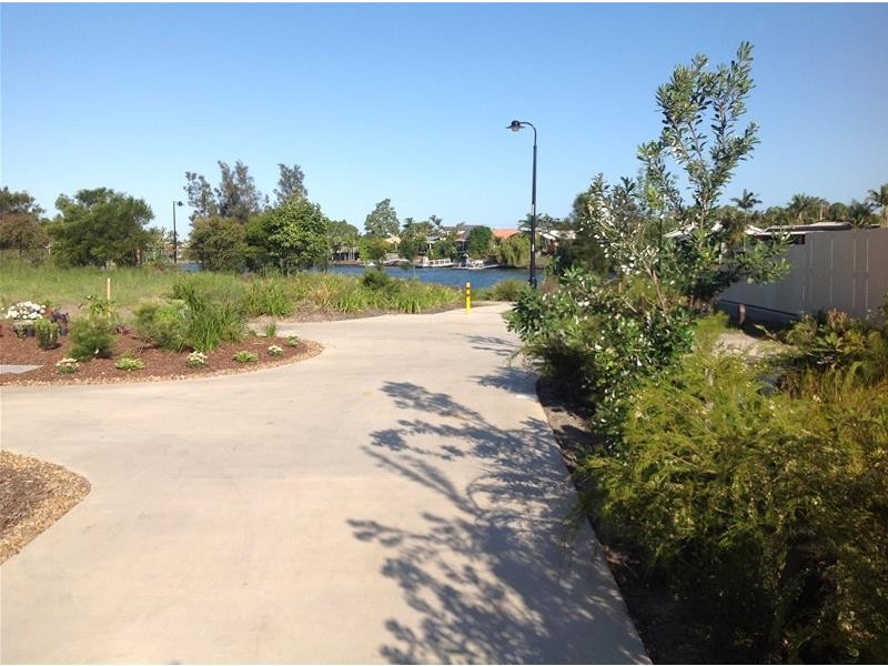 27 Promontory Street, Birtinya QLD 4575