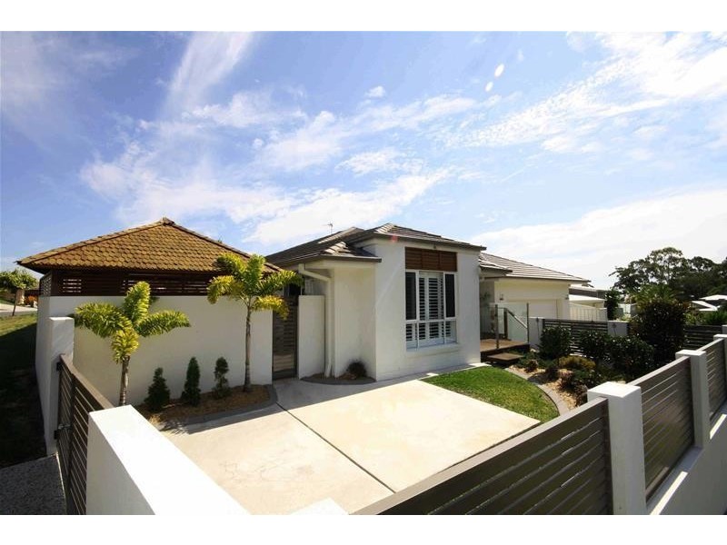 10 The Dales Crescent, Little Mountain QLD 4551