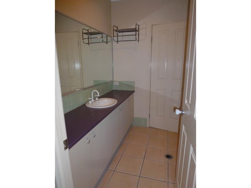 1 Norman Court, Caloundra West QLD 4551