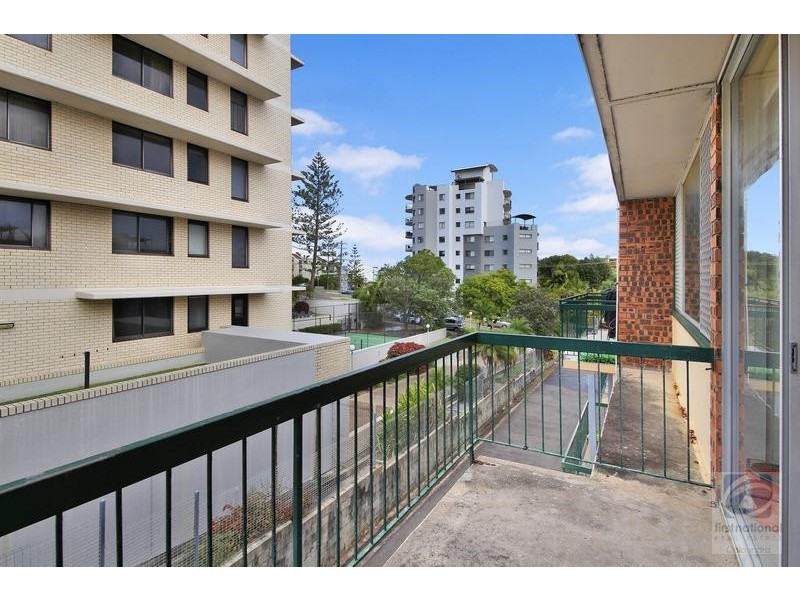 10/27 Burgess Street, Kings Beach QLD 4551