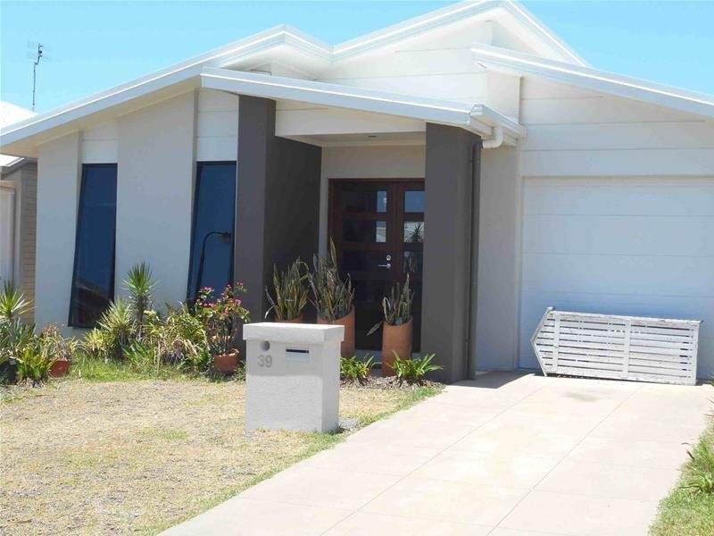 39 Cobalt Street, Caloundra West QLD 4551