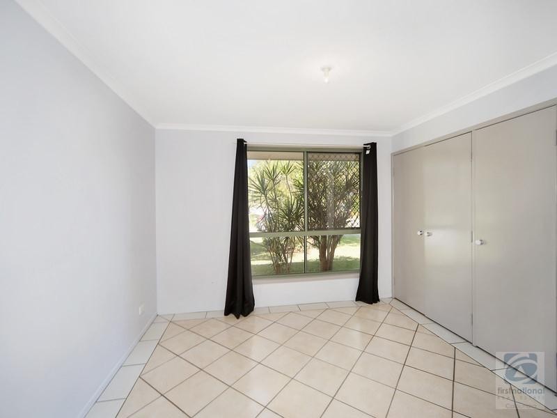 6 Athenree Place, Little Mountain QLD 4551