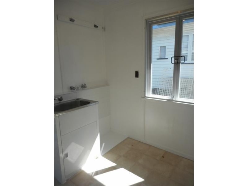 42 Palmer Avenue, Golden Beach QLD 4551