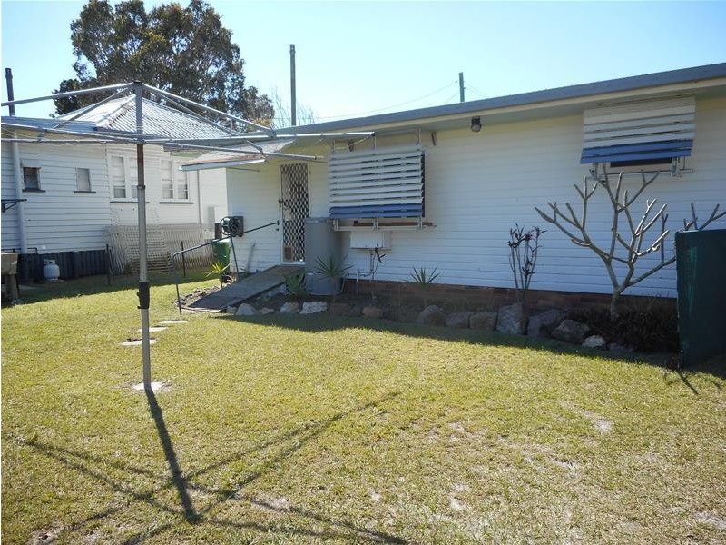 42 Palmer Avenue, Golden Beach QLD 4551