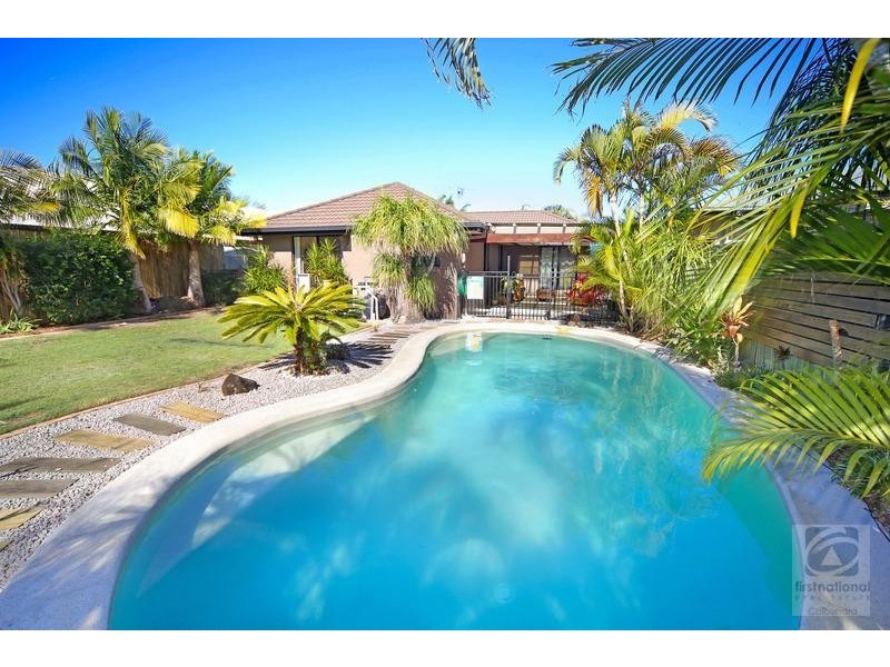 9  Azalea Place, Currimundi QLD 4551