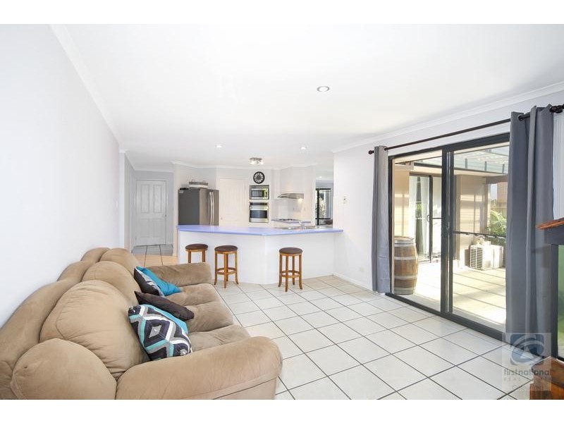 9  Azalea Place, Currimundi QLD 4551