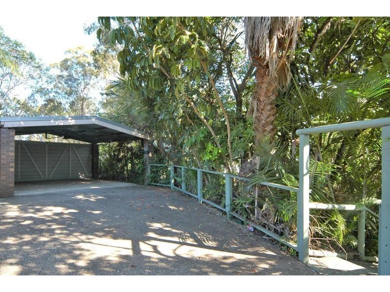 19 Sugarbag Road, Little Mountain QLD 4551