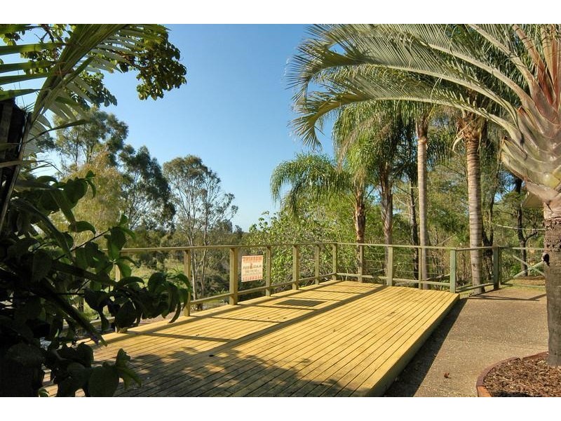 19 Sugarbag Road, Little Mountain QLD 4551