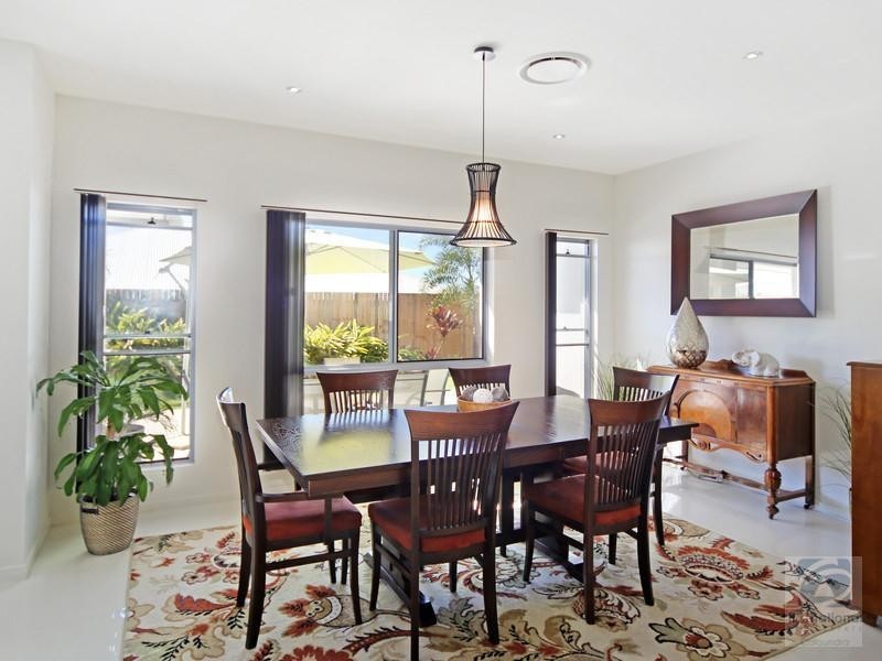 7 Mansell Street, Meridan Plains QLD 4551