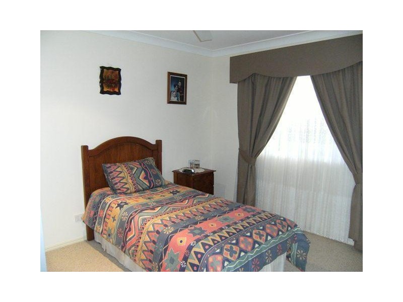 6 Bongaree Drive, Pelican Waters QLD 4551