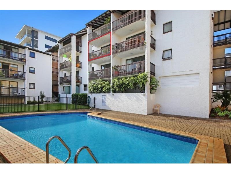 11/3 Sykes Avenue, Kings Beach QLD 4551