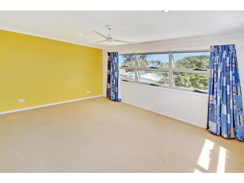 1/3 Bott Street, Dicky Beach QLD 4551