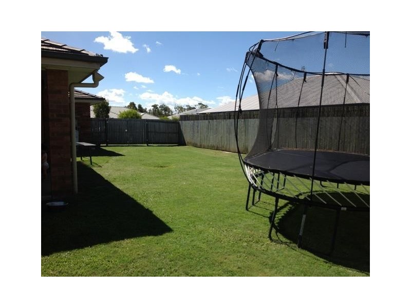 28 Daintree Blvd, Little Mountain QLD 4551