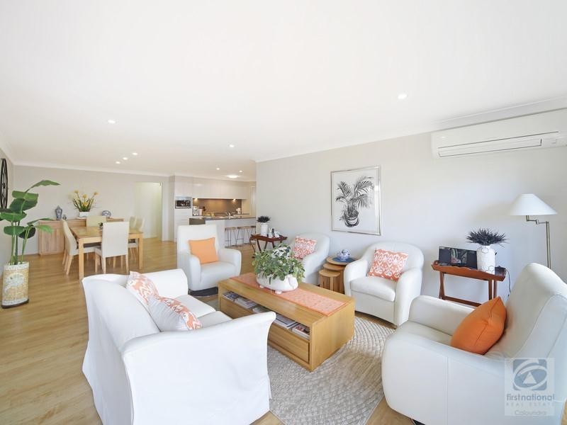 5 Highland Terrace, Little Mountain QLD 4551