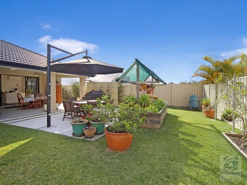 5 Highland Terrace, Little Mountain QLD 4551