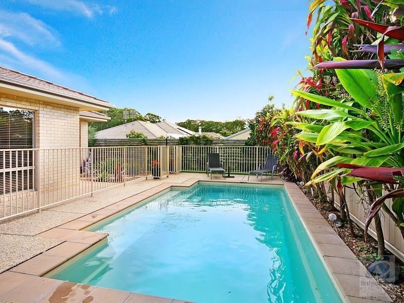 5 Cullen Drive, Little Mountain QLD 4551