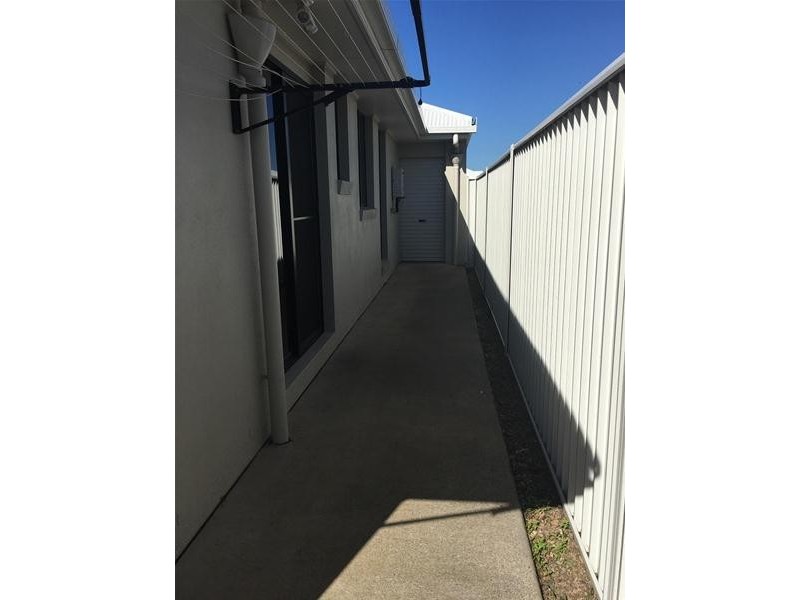 22 Sapphire Street, Caloundra West QLD 4551