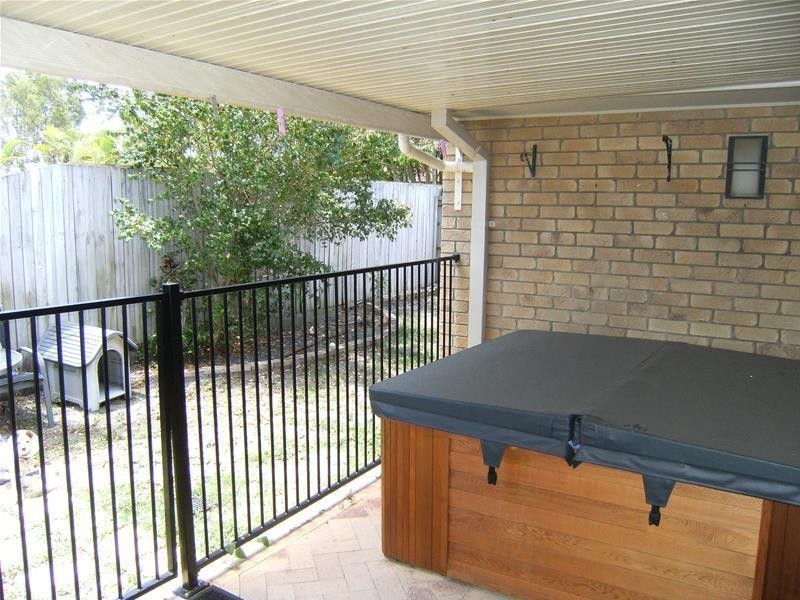 17 King Orchid Drive, Little Mountain QLD 4551