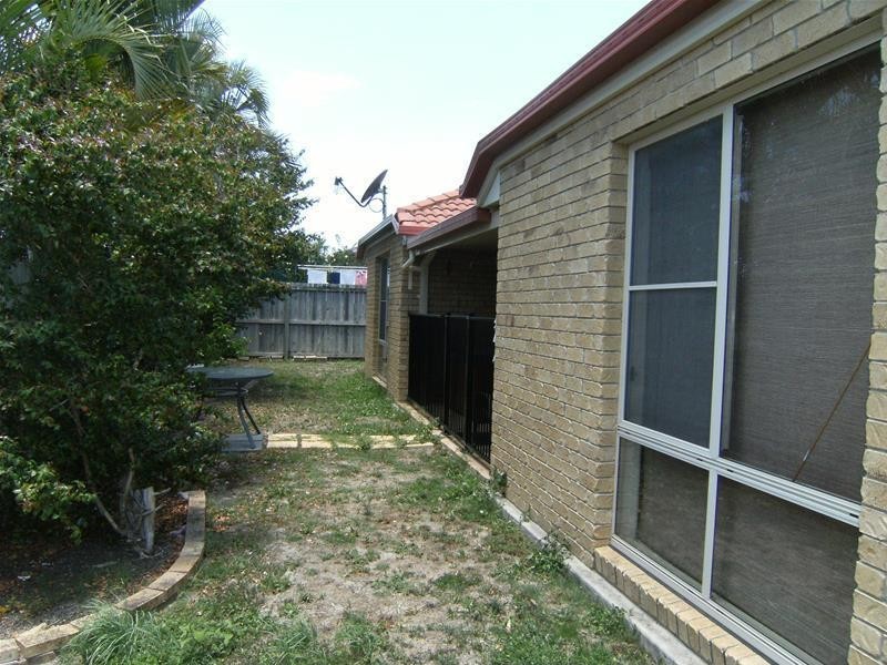 17 King Orchid Drive, Little Mountain QLD 4551