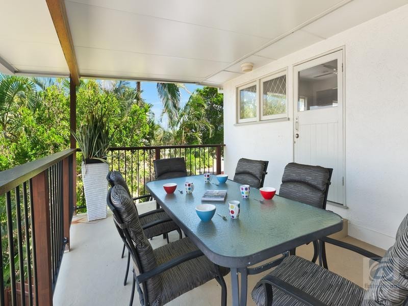 19 Orvieto Terrace, Kings Beach QLD 4551