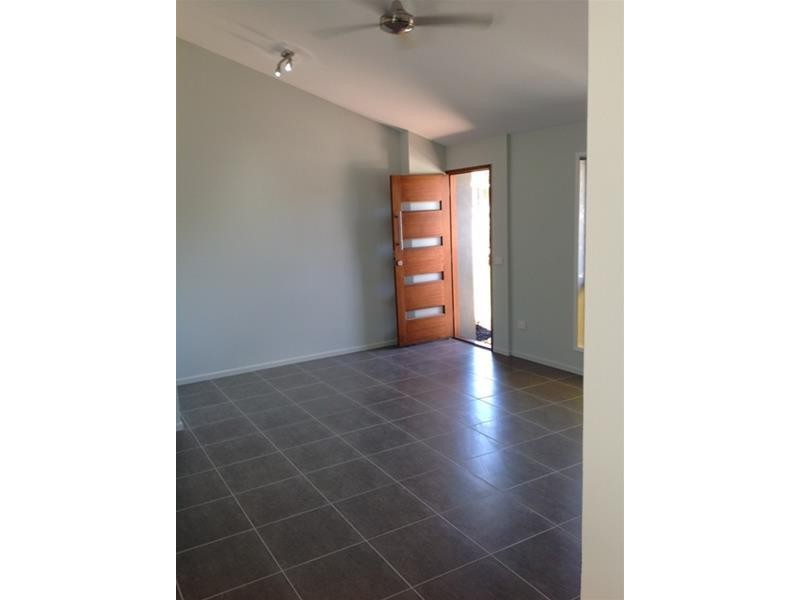 9 Mooya Street, Battery Hill QLD 4551