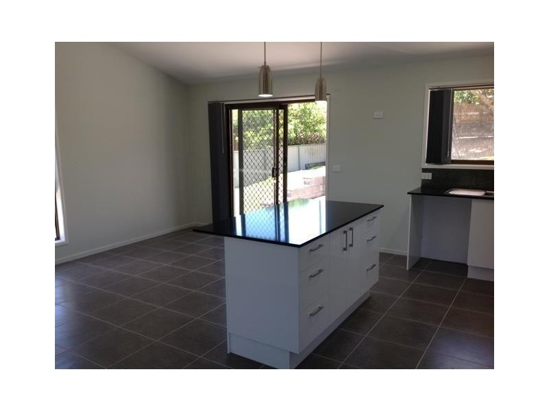 9 Mooya Street, Battery Hill QLD 4551