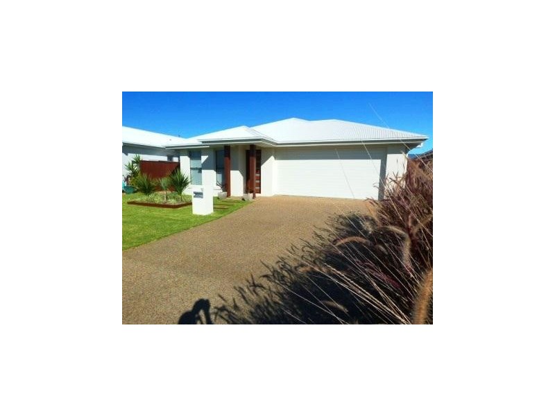 12 Sienna Street, Caloundra West QLD 4551