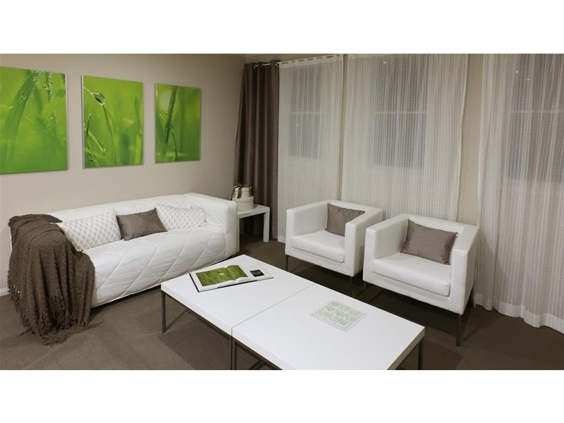 10 Azure Street, Caloundra West QLD 4551