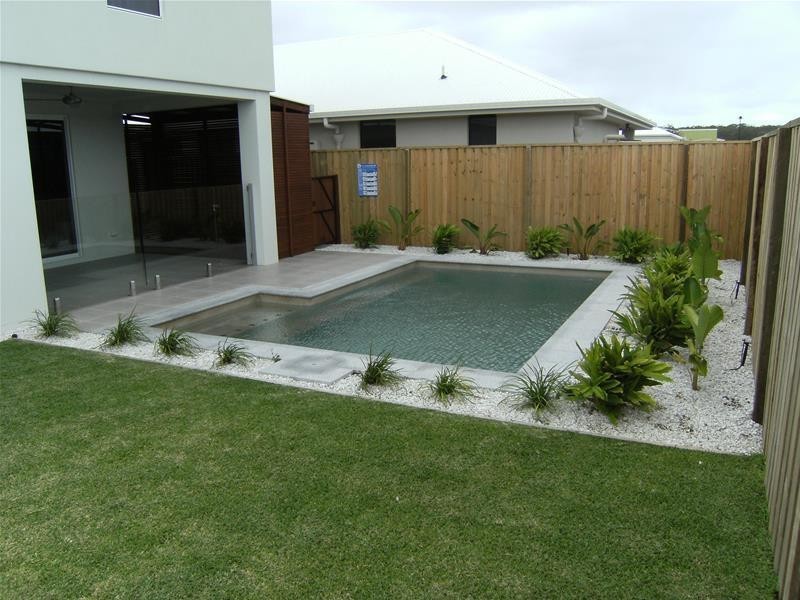 10 Azure Street, Caloundra West QLD 4551