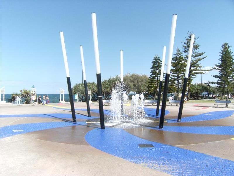 10 Azure Street, Caloundra West QLD 4551