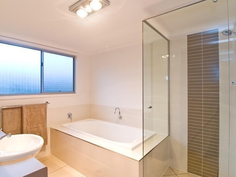 8 The Parkway, Aroona QLD 4551