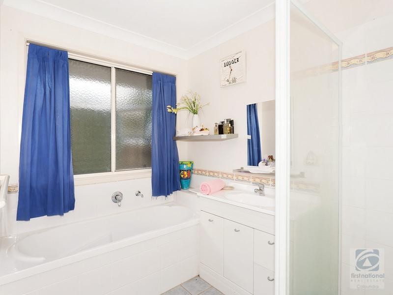 11 Primrose Place, Little Mountain QLD 4551