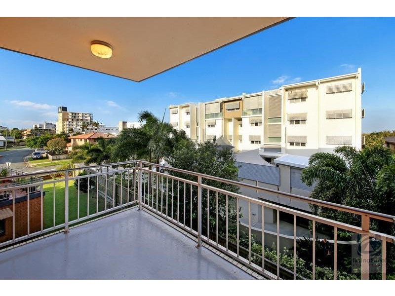 5/4 Oxley Street, Golden Beach QLD 4551