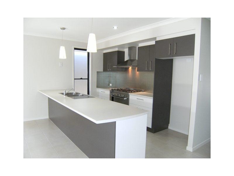 22 Sapphire Street, Caloundra West QLD 4551