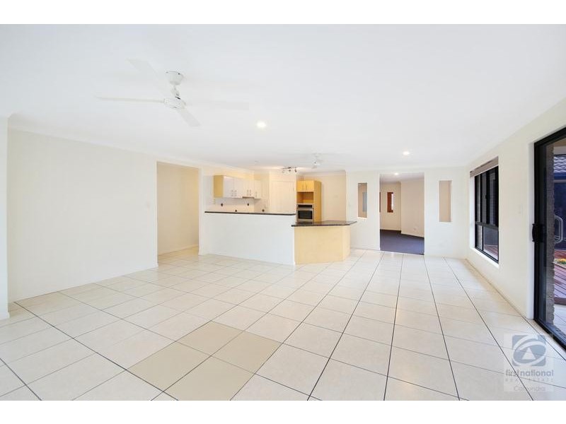 10 Primrose Place, Little Mountain QLD 4551