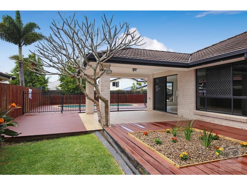 10 Primrose Place, Little Mountain QLD 4551