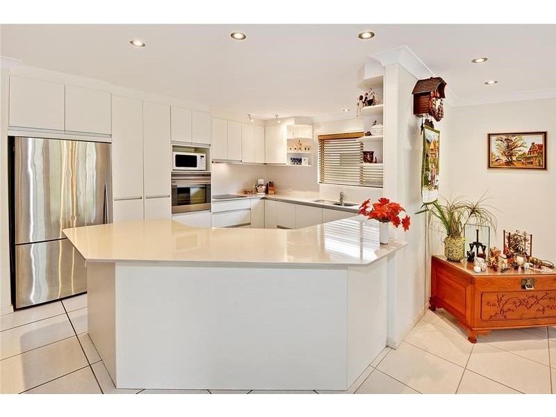 11 Tibrogargan Place, Pelican Waters QLD 4551