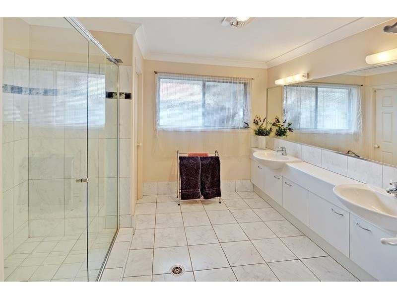 11 Tibrogargan Place, Pelican Waters QLD 4551