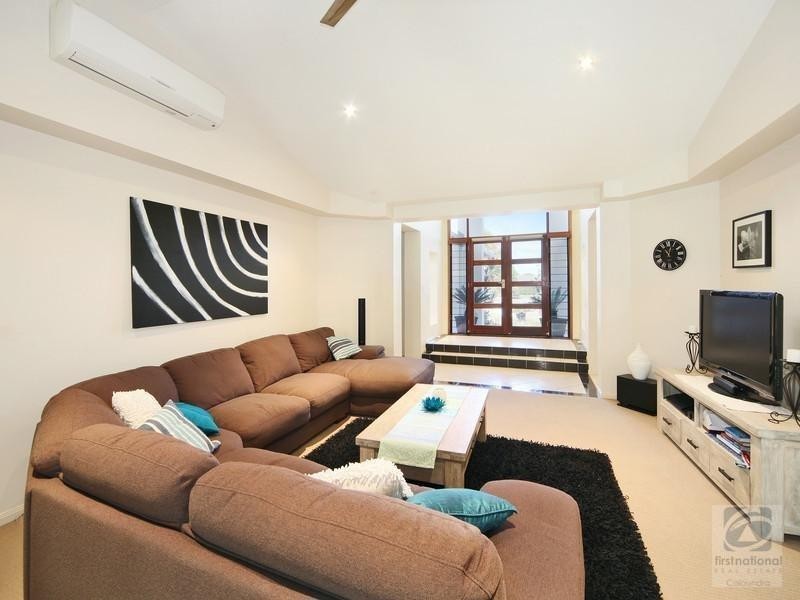 22 Oxford Parade, Pelican Waters QLD 4551