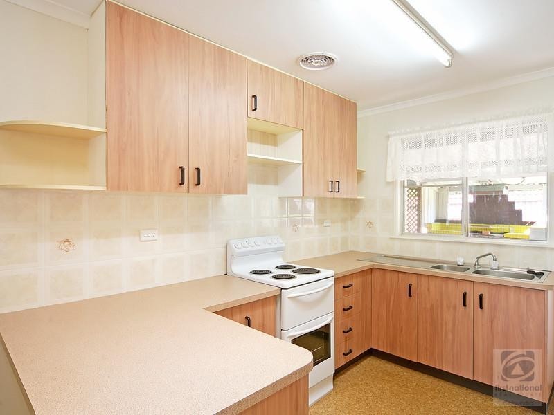 6 Ikara Street, Battery Hill QLD 4551