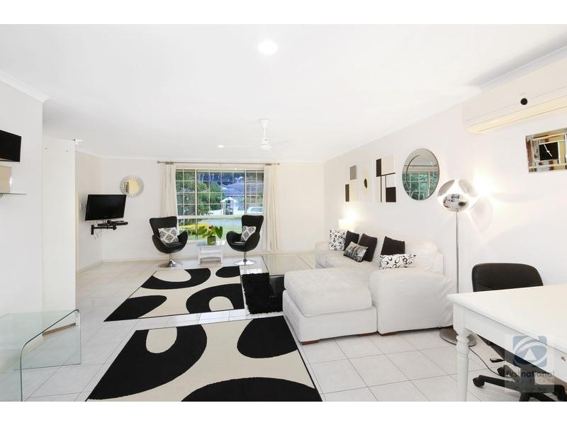 2 Sanctuary Place, Little Mountain QLD 4551