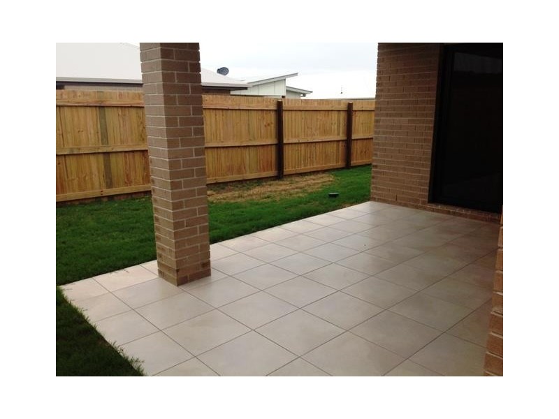 12 Auburn Street, Caloundra West QLD 4551