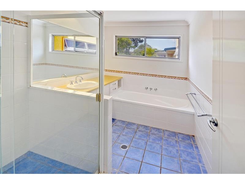 1/3 Bott Street, Dicky Beach QLD 4551