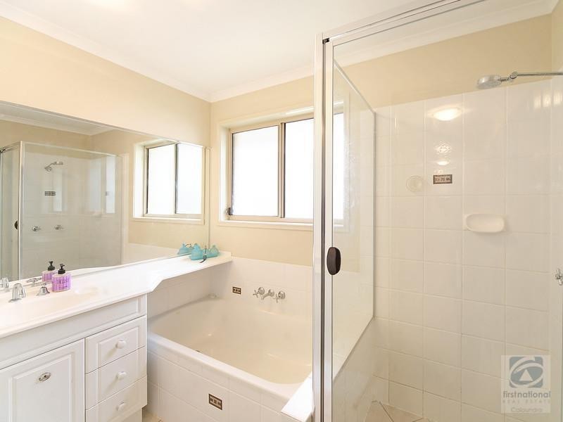 17 King Orchid Drive, Little Mountain QLD 4551