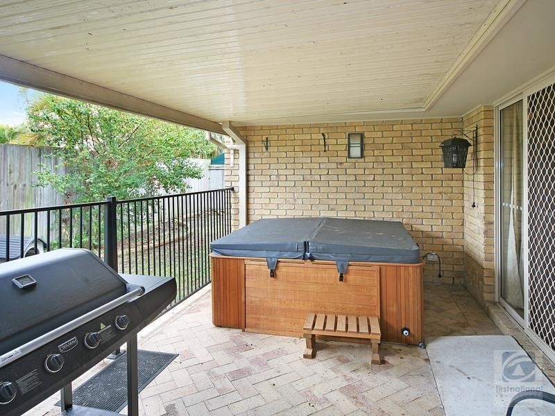 17 King Orchid Drive, Little Mountain QLD 4551