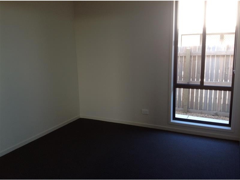 18 Sapphire Street, Caloundra West QLD 4551