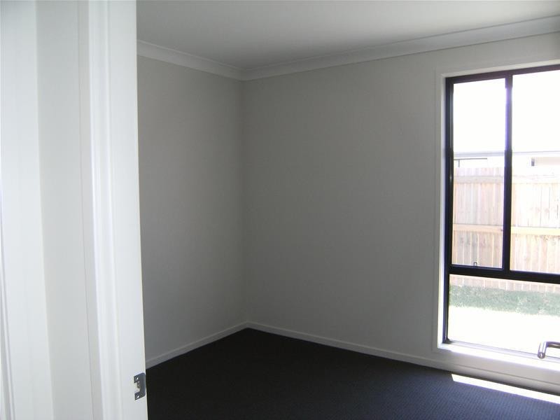 18 Sapphire Street, Caloundra West QLD 4551