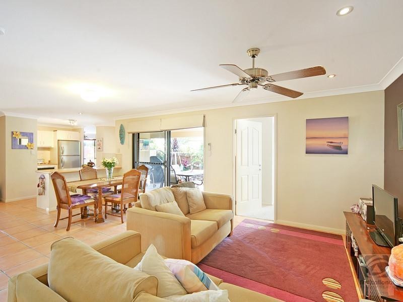 9 Fernleaf Court, Currimundi QLD 4551