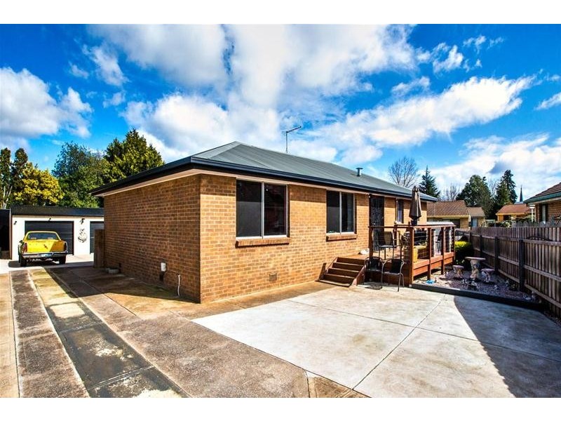 6 Davies Place, Deloraine TAS 7304